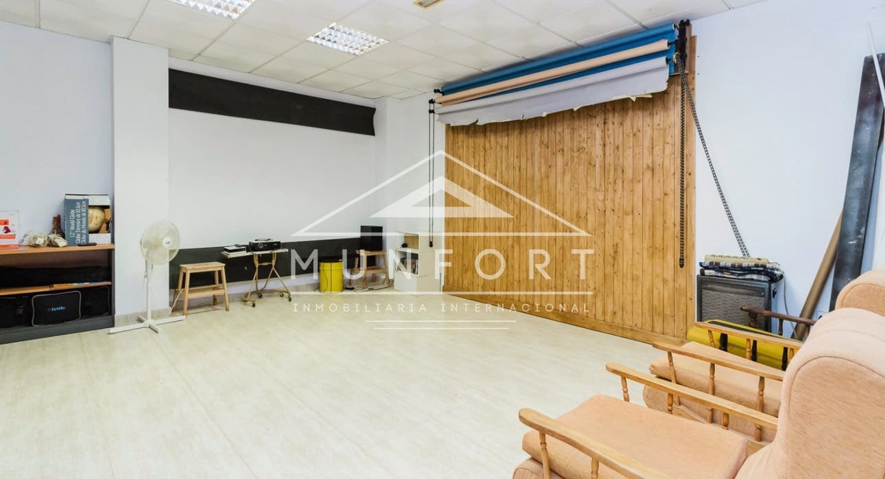 Erhverv til salg i San Pedro del Pinatar - € 129.900 (Ref: 9542049)
