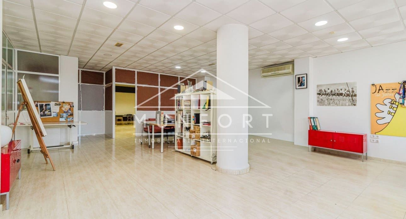 Erhverv til salg i San Pedro del Pinatar - € 129.900 (Ref: 9542049)