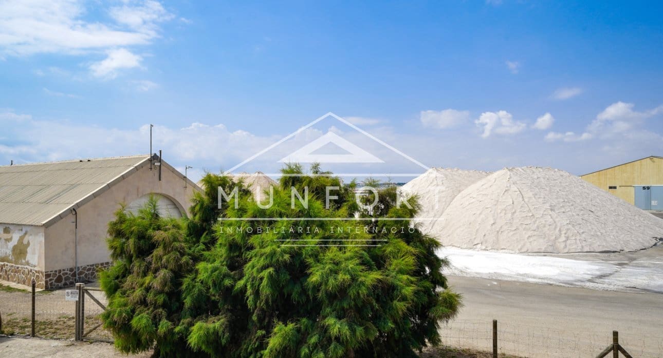 Erhverv til salg i San Pedro del Pinatar - € 129.900 (Ref: 9542049)