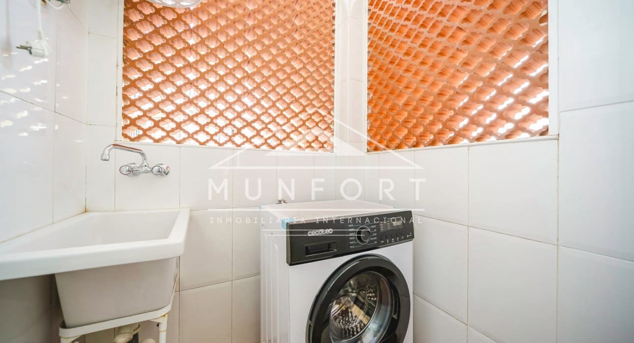 Apartamento de 2 habitaciones en Orihuela Costa en venta con piscina - 169.000 € (Ref: 9543913)