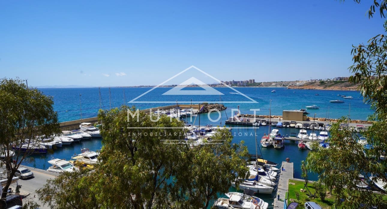 Apartamento de 2 habitaciones en Orihuela Costa en venta con piscina - 169.000 € (Ref: 9543913)