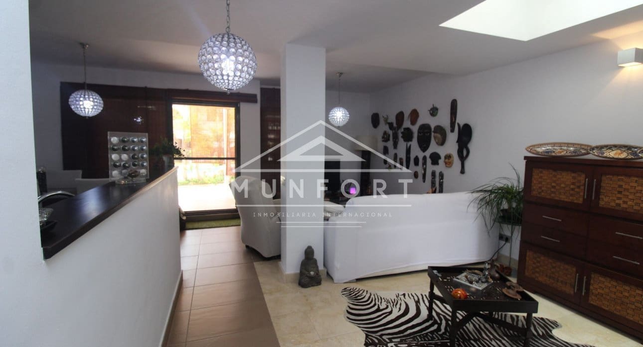 Casa de 2 habitaciones en Orihuela Costa en venta con piscina - 349.000 € (Ref: 9548603)