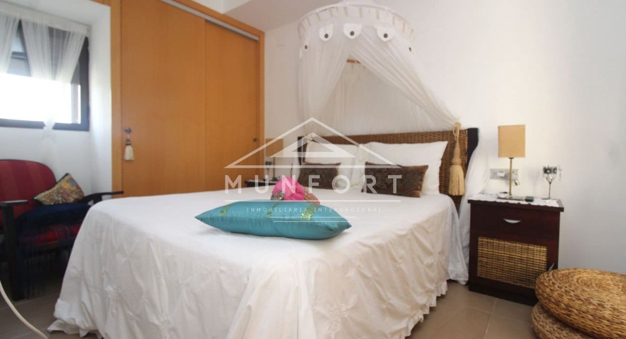 Casa de 2 habitaciones en Orihuela Costa en venta con piscina - 349.000 € (Ref: 9548603)