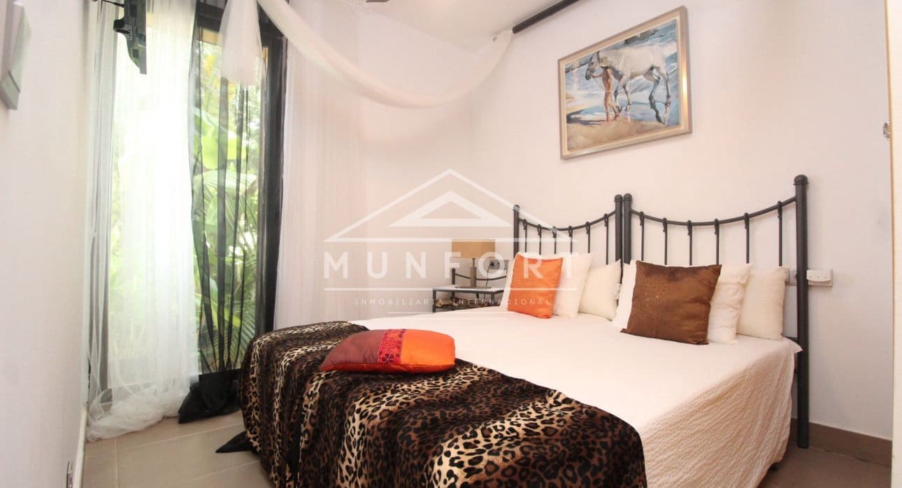 Casa de 2 habitaciones en Orihuela Costa en venta con piscina - 349.000 € (Ref: 9548603)