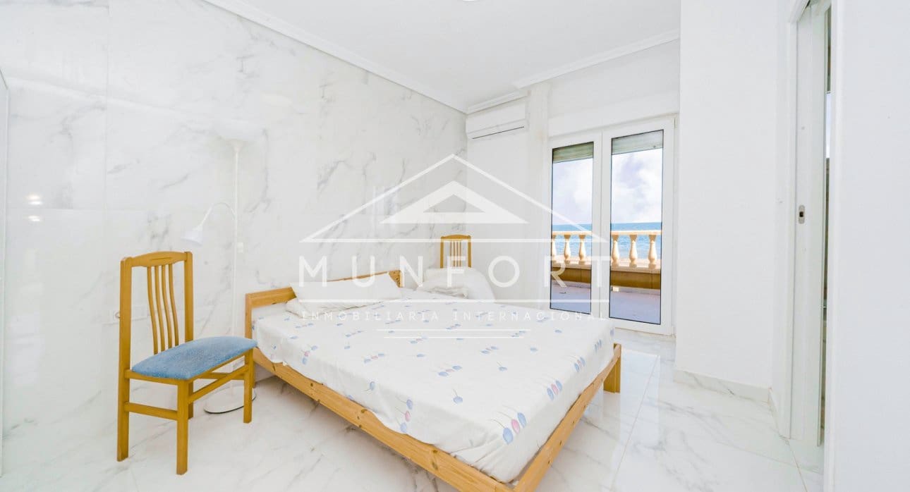 3 sovrum Villa till salu i La Manga del Mar Menor med pool - 729 000 € (Ref: 9552628)