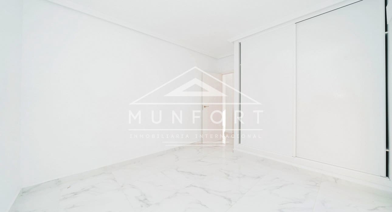 3 sovrum Villa till salu i La Manga del Mar Menor med pool - 729 000 € (Ref: 9552628)