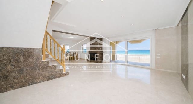 3 sovrum Villa till salu i La Manga del Mar Menor med pool - 729 000 € (Ref: 9552628)