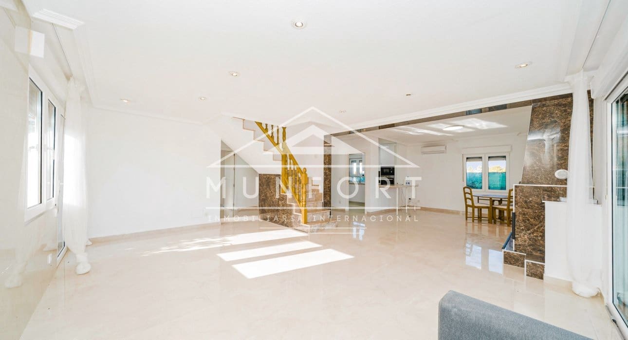 3 sovrum Villa till salu i La Manga del Mar Menor med pool - 729 000 € (Ref: 9552628)