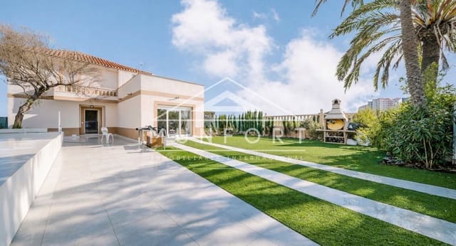 3 sovrum Villa till salu i La Manga del Mar Menor med pool - 729 000 € (Ref: 9552628)