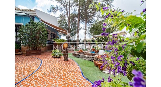 3 makuuhuone Kaupallinen myytävänä paikassa Dehesa de Campoamor, Orihuela - 799 000 € (Ref: 9553166)