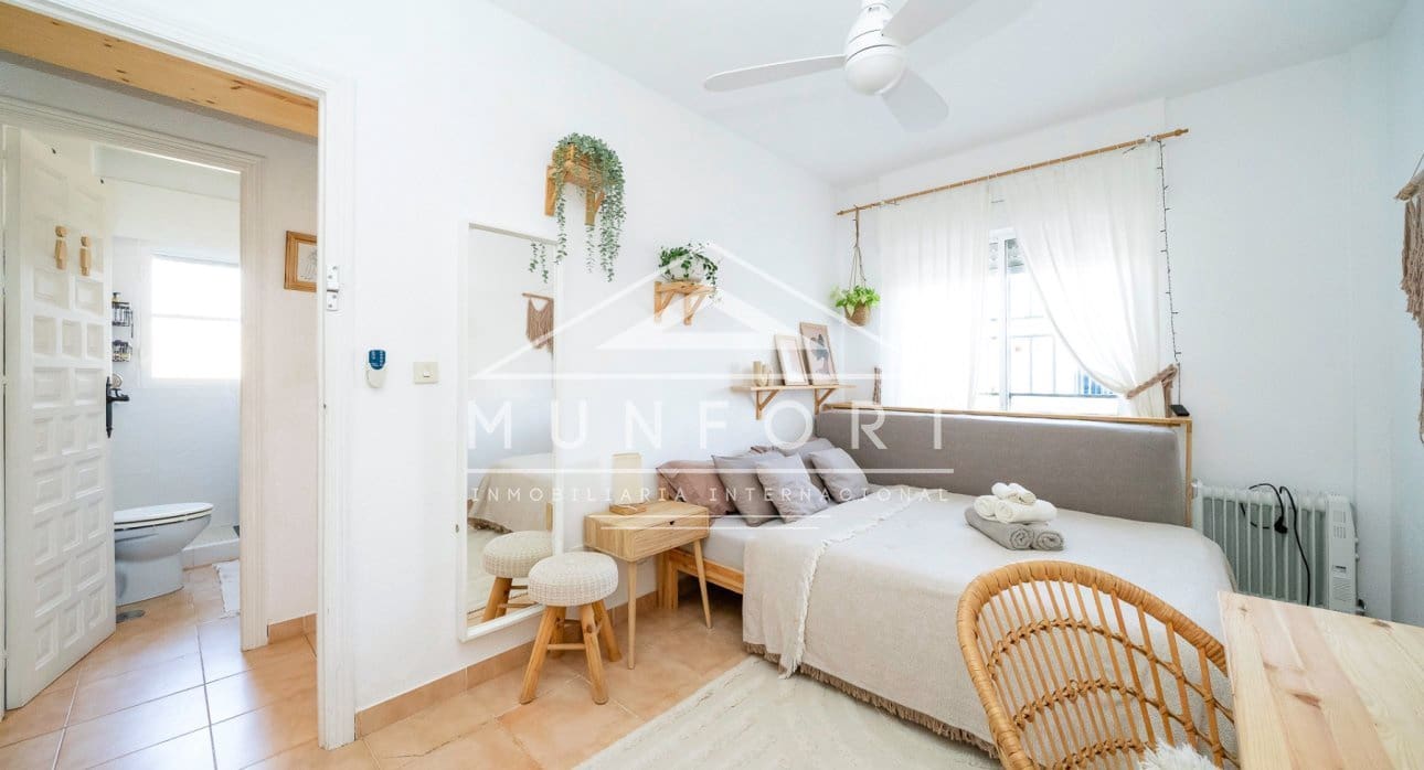 Casa de 2 habitaciones en Los Alcázares en venta - 155.900 € (Ref: 9563761)