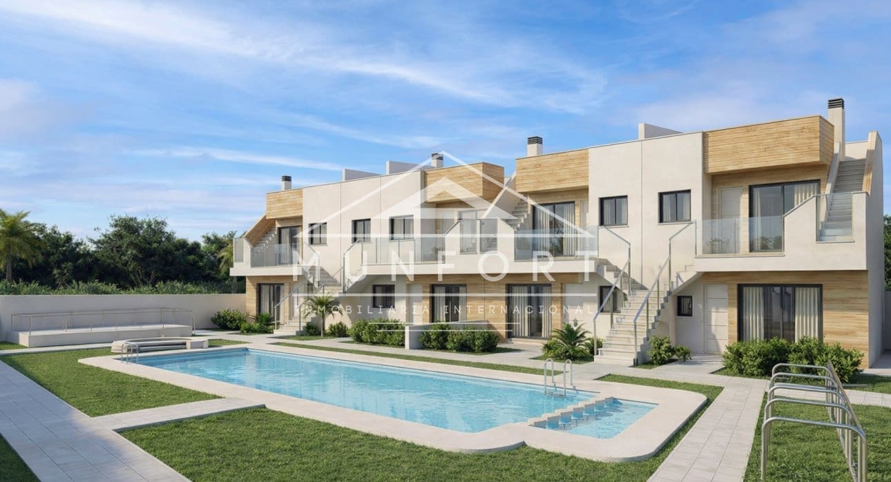 3 soveværelse Bungalow til salg i San Javier med swimmingpool - € 258.900 (Ref: 9566449)