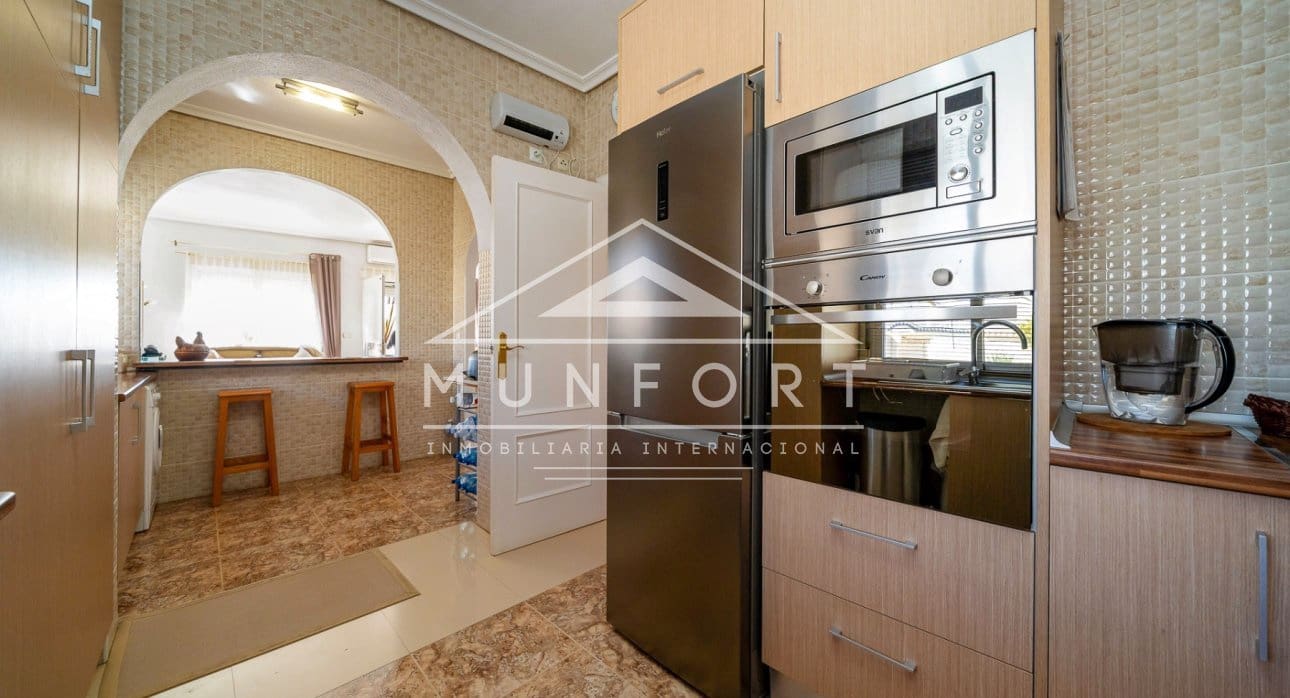 3 quarto Bungalow para venda em Villamartin - 229 900 € (Ref: 9572241)