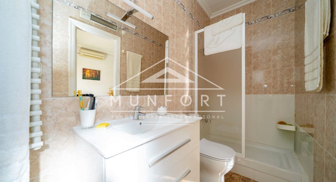 3 quarto Bungalow para venda em Villamartin - 229 900 € (Ref: 9572241)