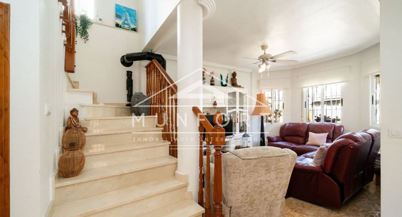 2 slaapkamer Villa te koop in Guardamar del Segura met zwembad - € 247.000 (Ref: 9572242)