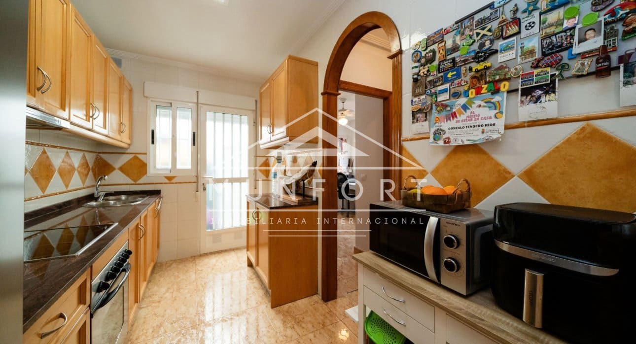 2 slaapkamer Villa te koop in Guardamar del Segura met zwembad - € 247.000 (Ref: 9572242)