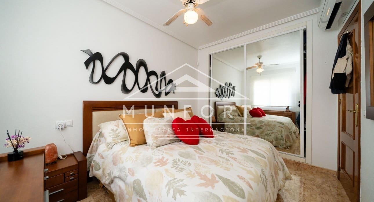 2 slaapkamer Villa te koop in Guardamar del Segura met zwembad - € 247.000 (Ref: 9572242)