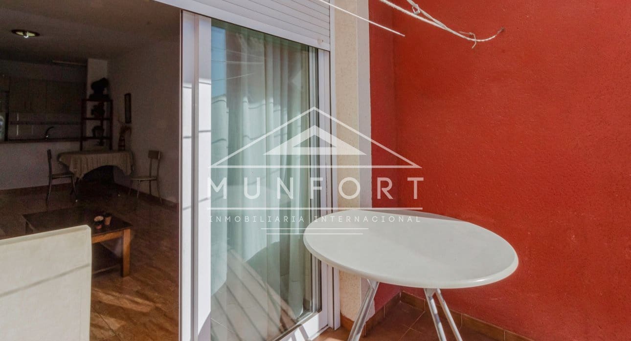 2 bedroom Apartment for sale in Los Alcazares with pool - € 115,000 (Ref: 9572361)