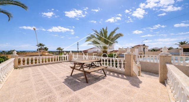 3 camera da letto Villa in vendita in Ciudad Quesada, Rojales con piscina - 525.000 € (Rif: 9583181)