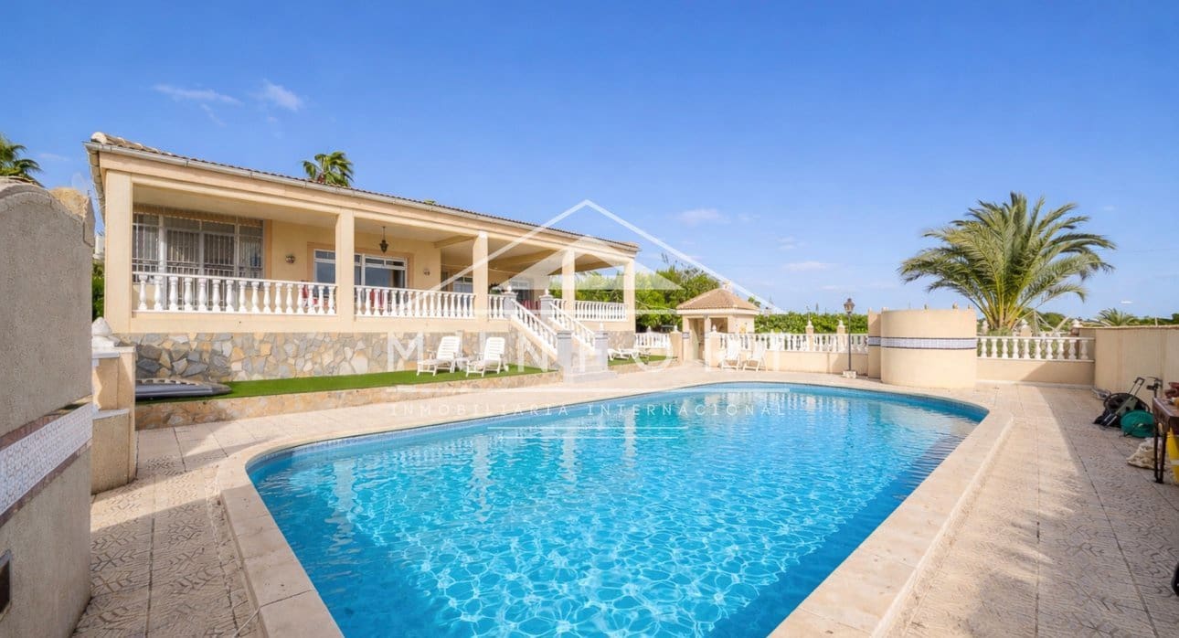 3 camera da letto Villa in vendita in Ciudad Quesada con piscina - 525.000 € (Rif: 9583181)