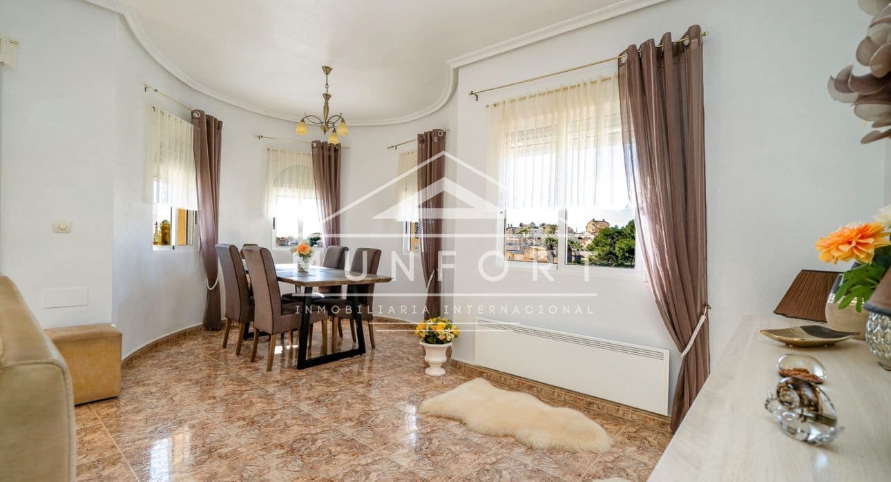 3 soverom Penthouse til salgs i Villamartin - € 229 900 (Ref: 9583544)