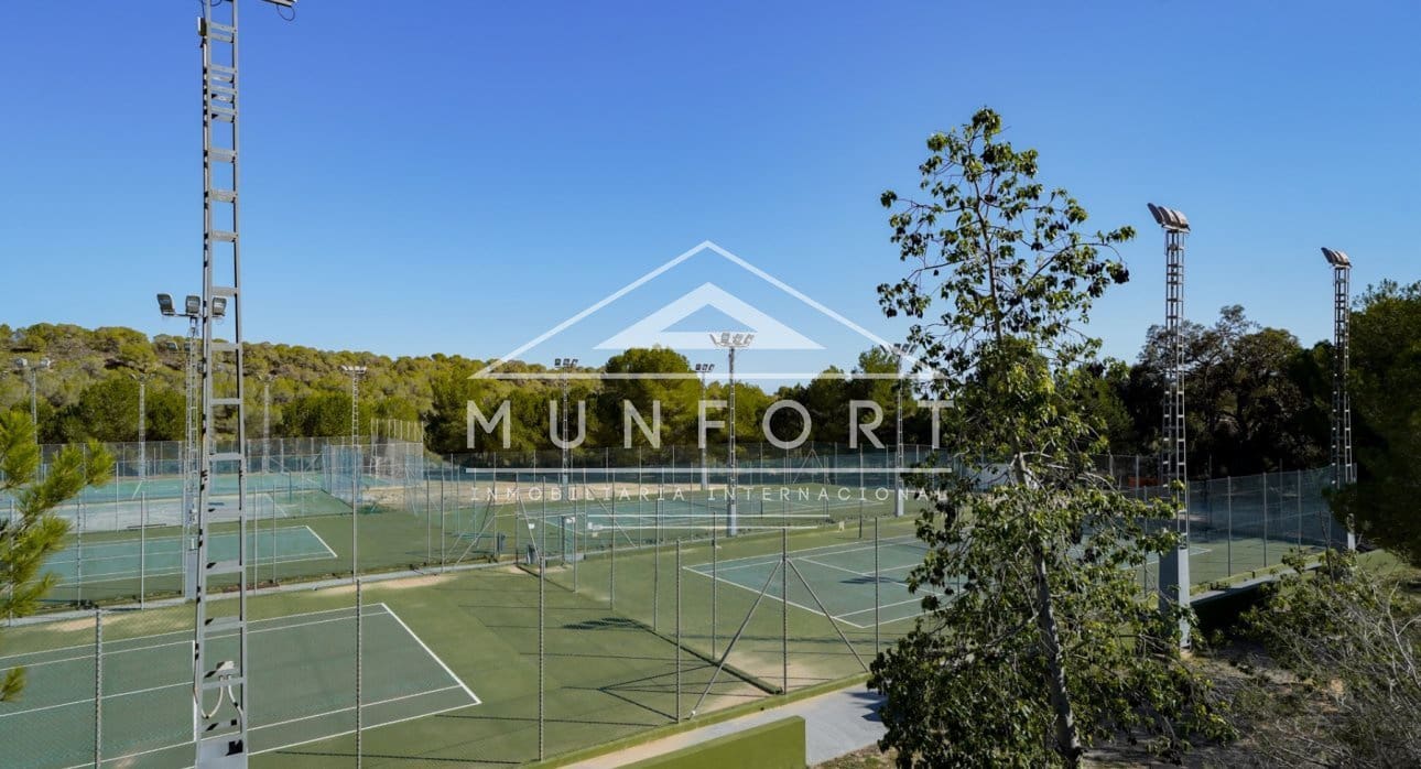 Solar/Parcela en Pinar de Campoverde en venta - 200.000 € (Ref: 9590356)