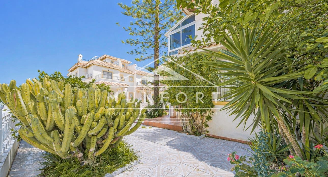 3 camera da letto Villa in vendita in La Regia con piscina - 239.900 € (Rif: 9592088)