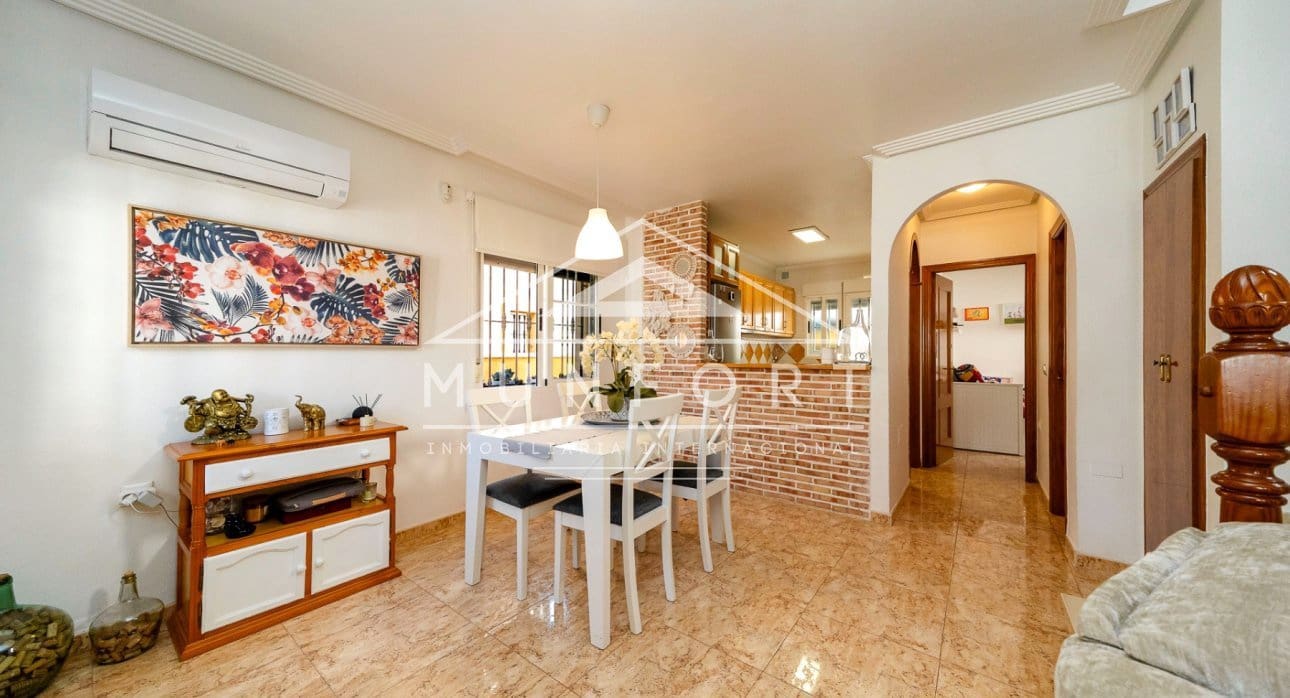 2 bedroom Villa for sale in Guardamar del Segura with pool - € 247,000 (Ref: 9592089)