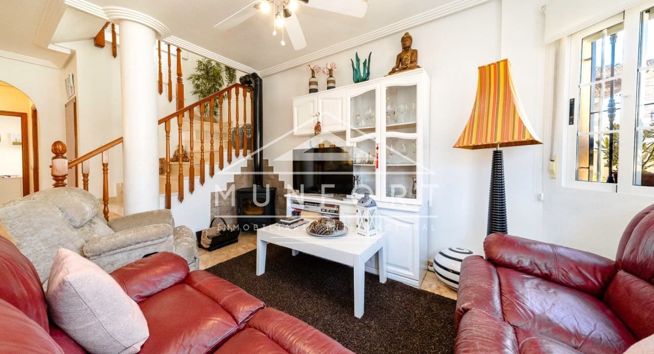 2 bedroom Villa for sale in Guardamar del Segura with pool - € 247,000 (Ref: 9592089)