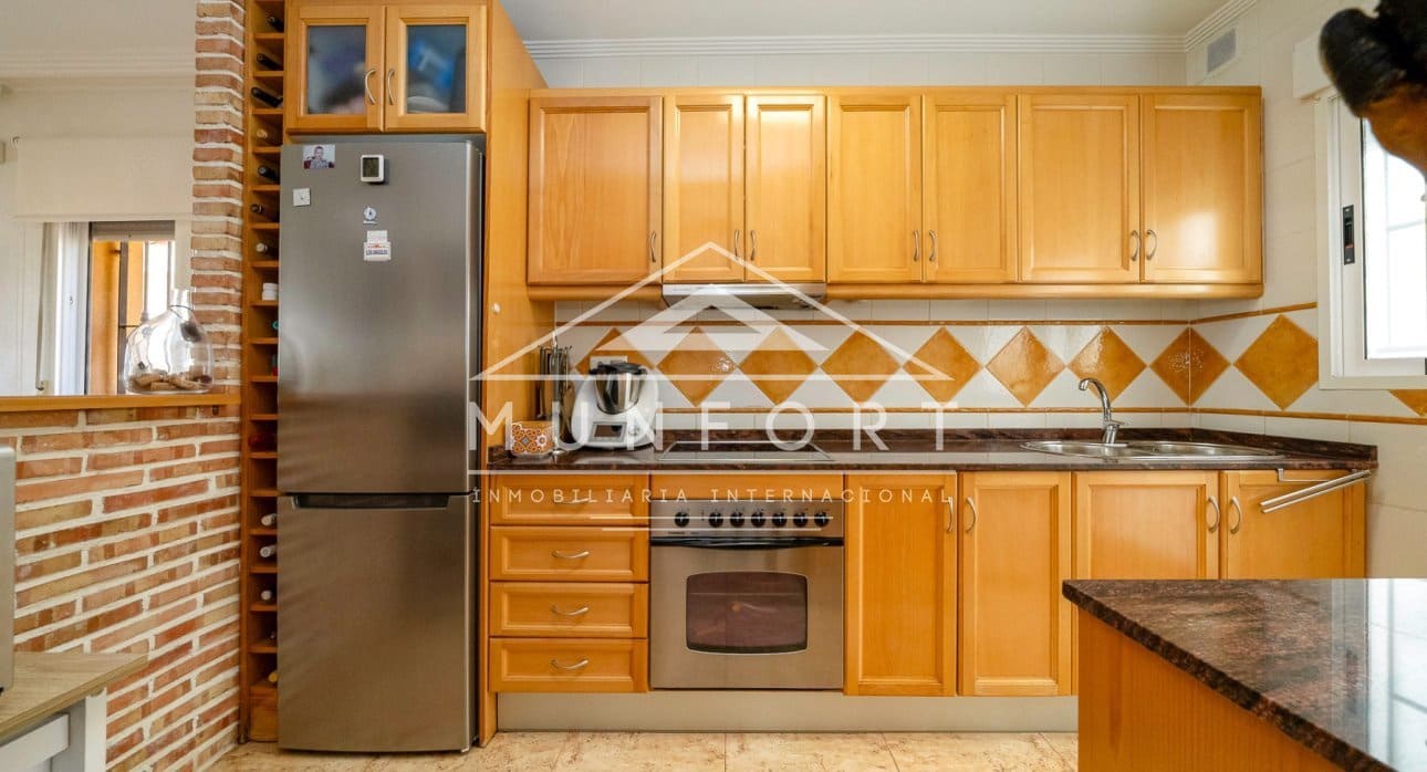 2 bedroom Villa for sale in Guardamar del Segura with pool - € 247,000 (Ref: 9592089)