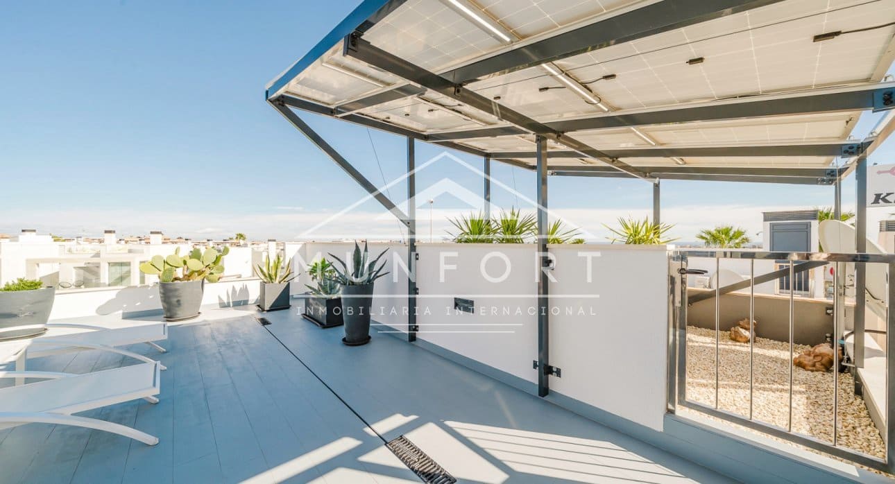 3 camera da letto Villa in vendita in Orihuela Costa con piscina - 575.000 € (Rif: 9592225)