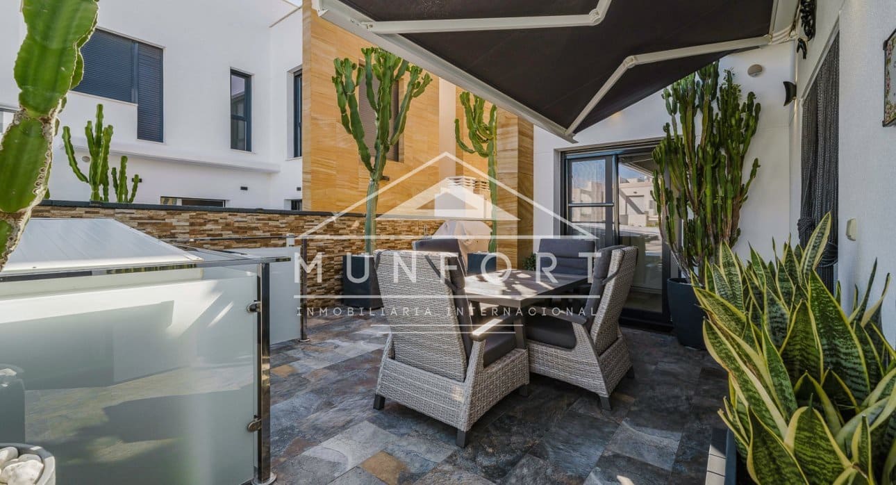 3 camera da letto Villa in vendita in Orihuela Costa con piscina - 575.000 € (Rif: 9592225)