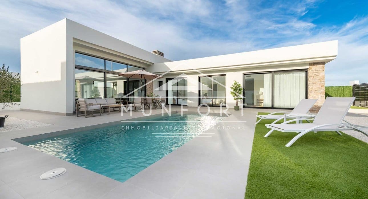 Chalet de 3 habitaciones en Calasparra en venta con piscina - 349.000 € (Ref: 9603065)