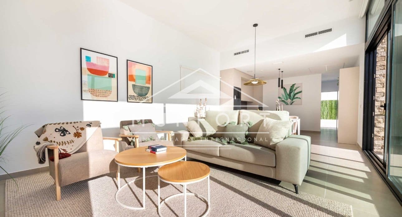 Chalet de 3 habitaciones en Calasparra en venta con piscina - 349.000 € (Ref: 9603065)