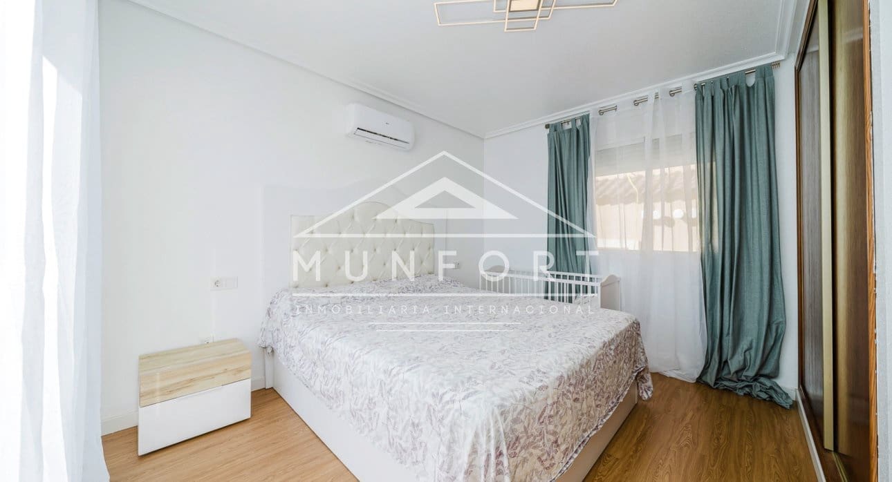 4 soveværelse Villa til salg i San Miguel de Salinas med swimmingpool - € 299.900 (Ref: 9605452)