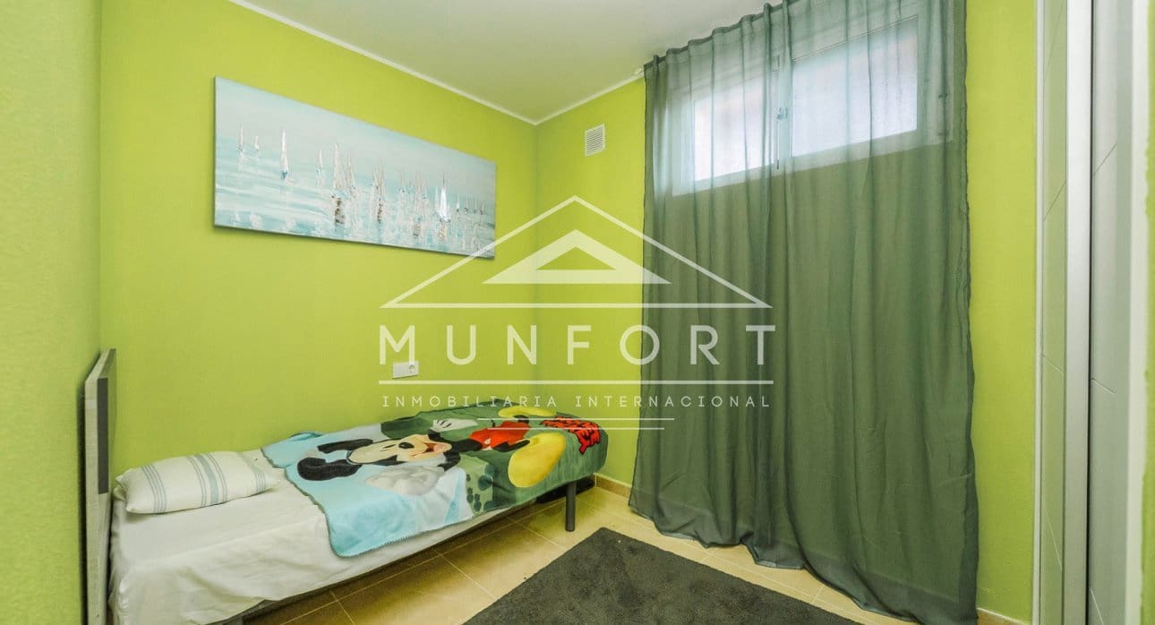 4 soveværelse Villa til salg i San Miguel de Salinas med swimmingpool - € 299.900 (Ref: 9605452)