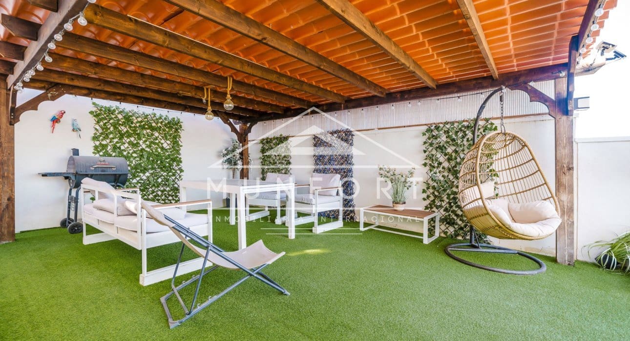 4 soveværelse Villa til salg i San Miguel de Salinas med swimmingpool - € 299.900 (Ref: 9605452)