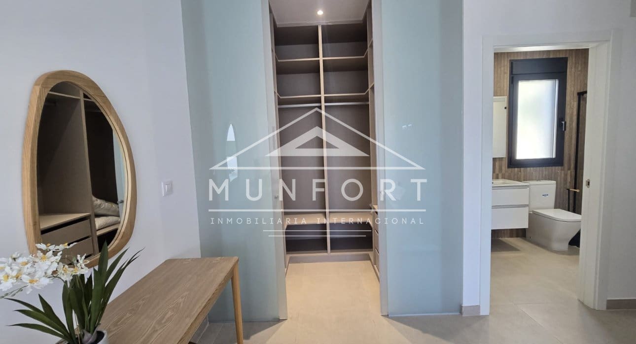 3 chambre Villa/Maison à vendre à Almeria ville avec piscine - 525 000 € (Ref: 9606859)