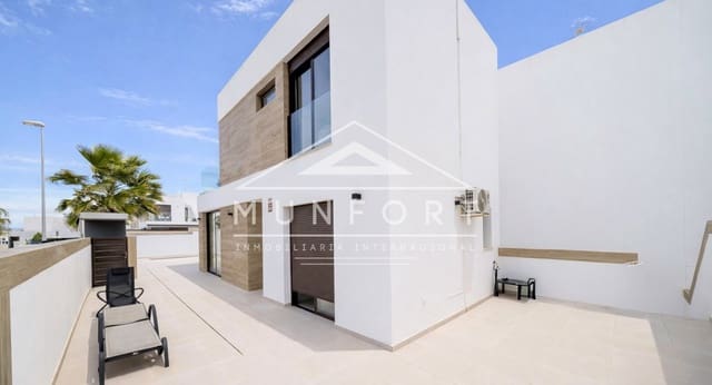 4 bedroom Villa for sale in Benijófar with pool - € 438,900 (Ref: 9612042)