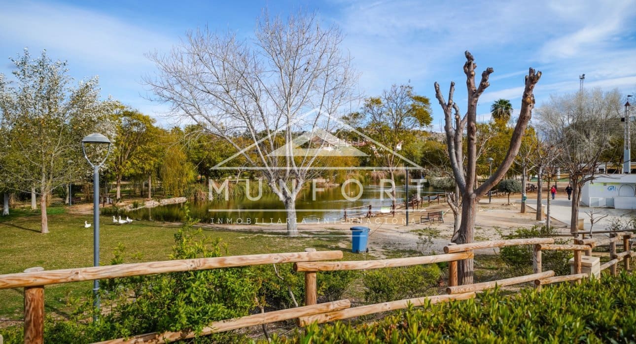 4 bedroom Villa for sale in Benijofar with pool - € 438,900 (Ref: 9612042)