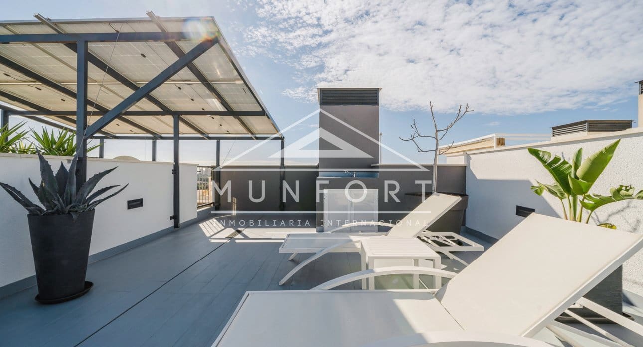 3 makuuhuone Huvila myytävänä paikassa Orihuela Costa mukana uima-altaan - 574 500 € (Ref: 9612043)