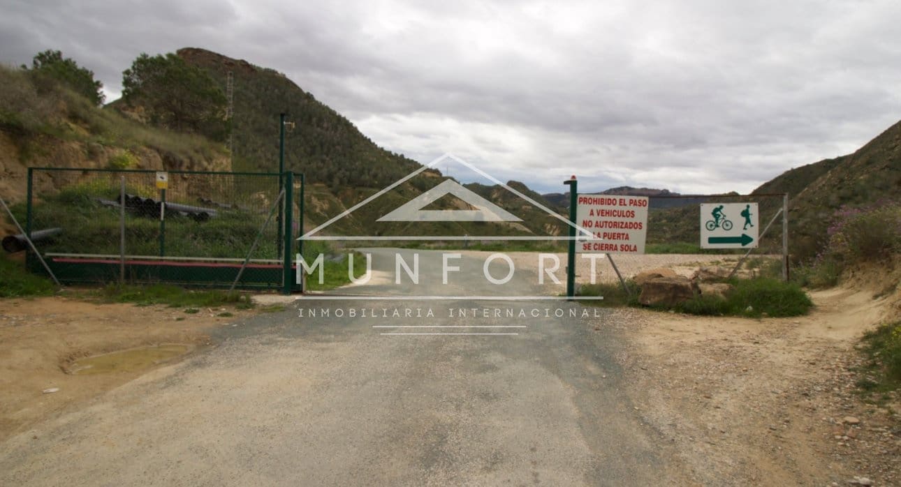 Building Plot for sale in Algezares - € 175,000 (Ref: 9614222)