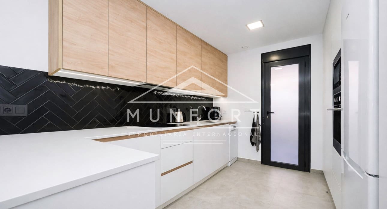 2 soveværelse Bungalow til salg i Santiago de la Ribera med swimmingpool - € 329.900 (Ref: 9614223)