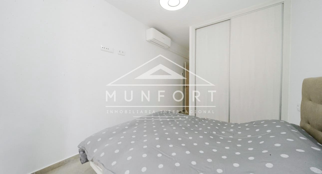 2 soveværelse Bungalow til salg i Santiago de la Ribera med swimmingpool - € 329.900 (Ref: 9614223)