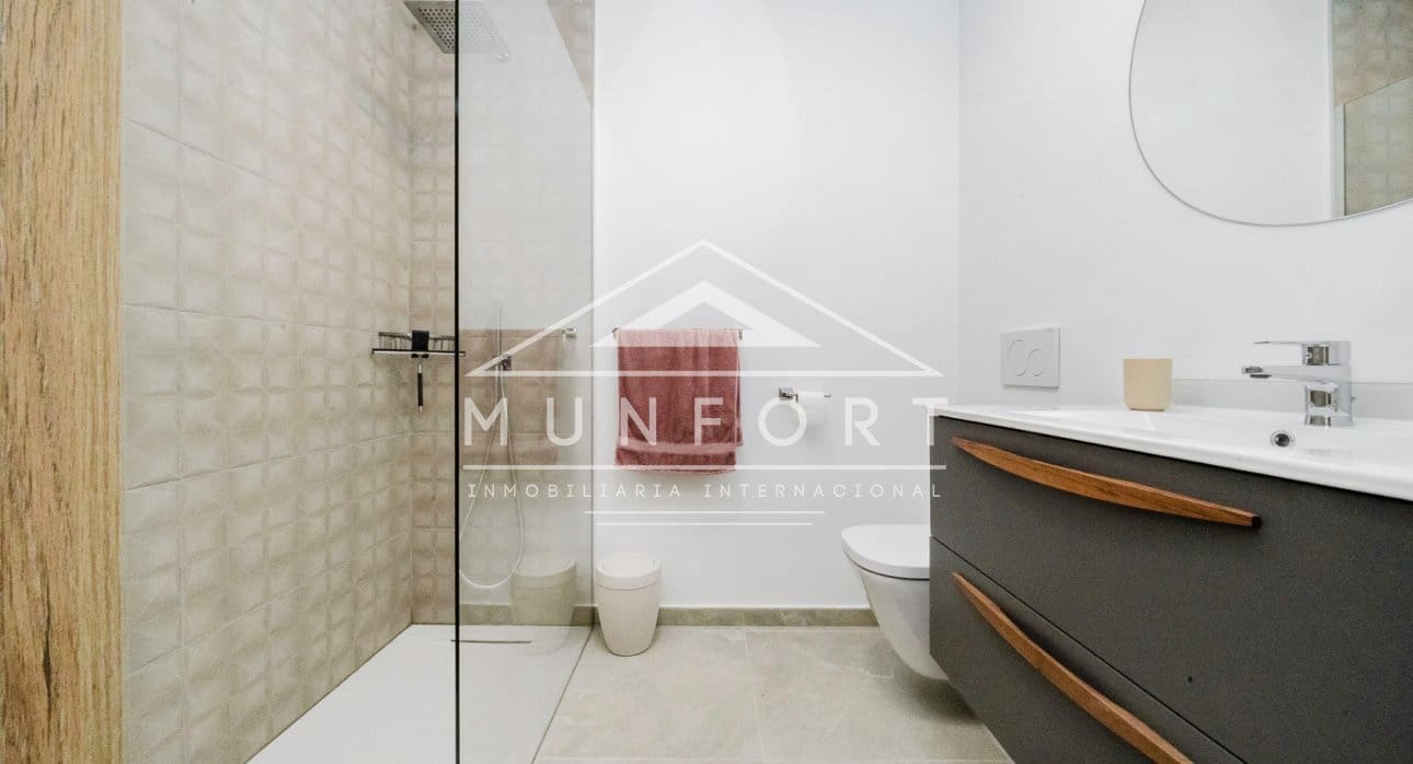 2 soveværelse Bungalow til salg i Santiago de la Ribera med swimmingpool - € 329.900 (Ref: 9614223)