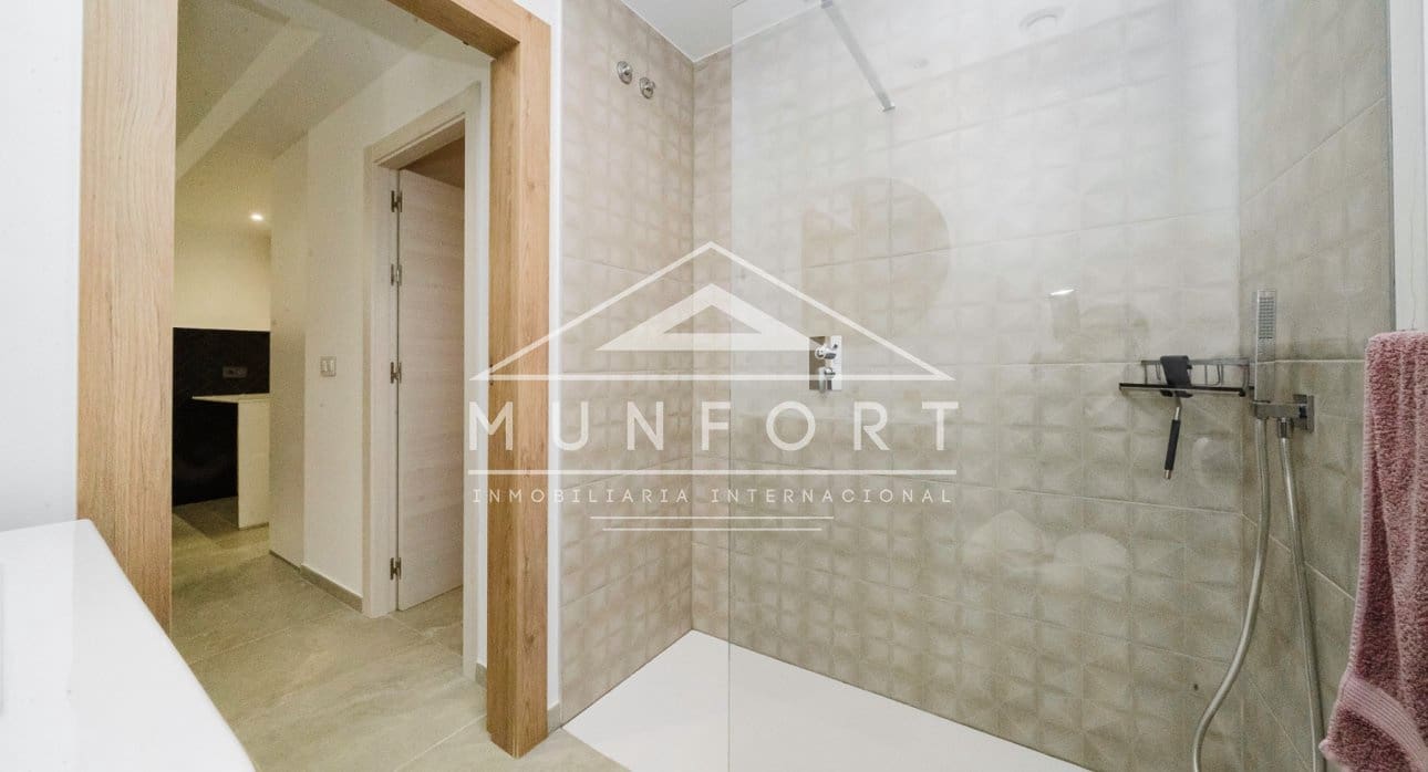 2 soveværelse Bungalow til salg i Santiago de la Ribera med swimmingpool - € 329.900 (Ref: 9614223)