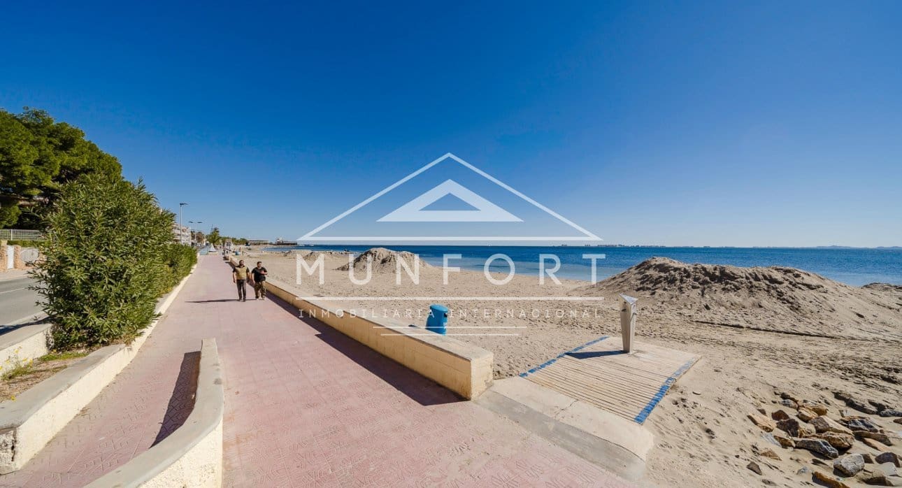 2 soveværelse Bungalow til salg i Santiago de la Ribera med swimmingpool - € 329.900 (Ref: 9614223)