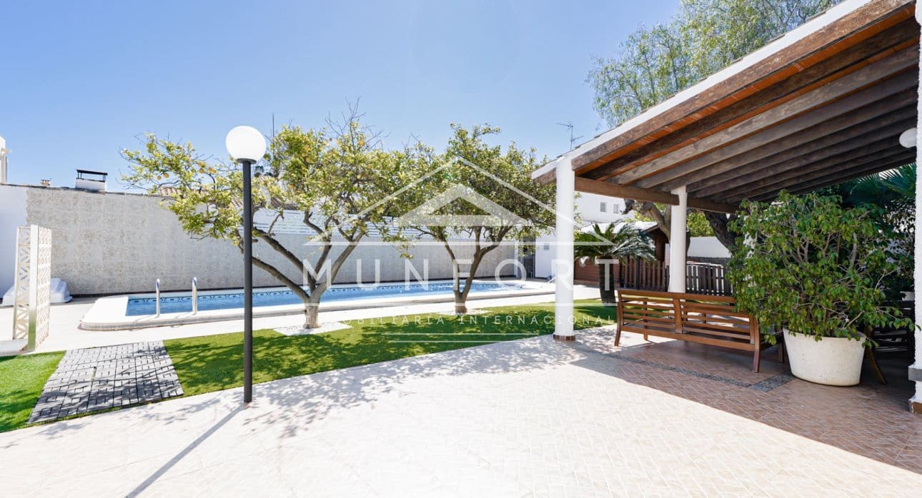 4 chambre Villa/Maison à vendre à Santiago de la Ribera avec piscine - 499 900 € (Ref: 9614446)