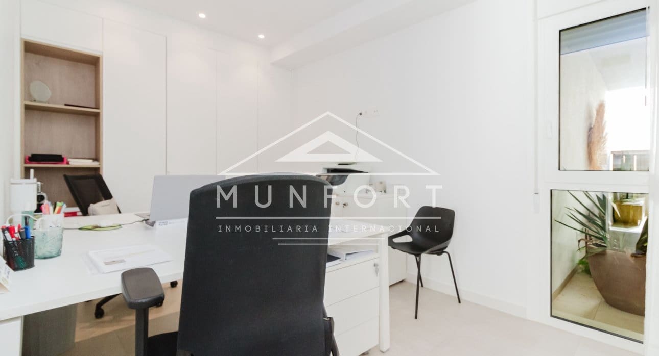 3 makuuhuone Bungalow myytävänä paikassa Pilar de la Horadada mukana uima-altaan - 395 900 € (Ref: 9617107)