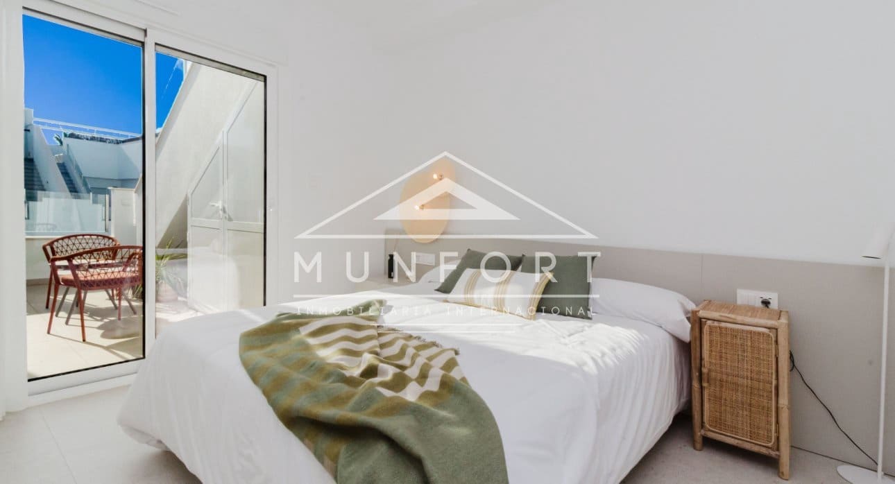 3 makuuhuone Bungalow myytävänä paikassa Pilar de la Horadada mukana uima-altaan - 334 900 € (Ref: 9617108)